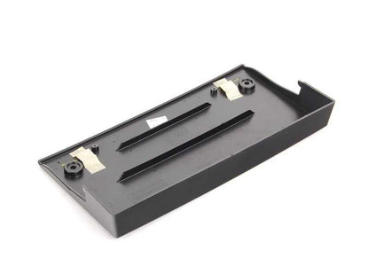 Soporte base para matrícula OEM 51117210473 para BMW X3 F25 (modelos sDrive18d, sDrive20i, xDrive20d, xDrive20i). Compatible con versiones USA/Japón. Original BMW.