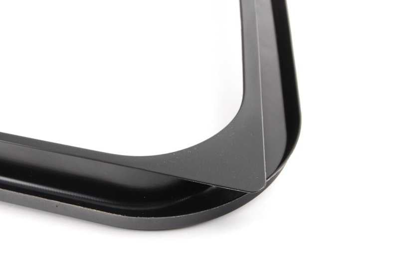 **Cubierta embellecedora marco de puerta delantera derecha OEM 51337395384 para BMW F15, F85. Original BMW.**