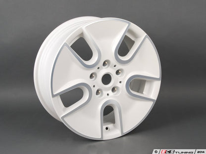 Cerchio in lega leggera bianca 7Jx17 ET50 OEM 36109804372 per MINI Countryman R60 (2010-2016), MINI Paceman R61 (2012-2016). MINI originale.