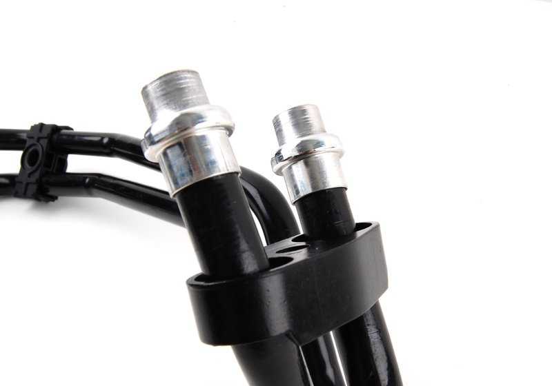Tubería de refrigeración de aceite OEM 17222283209 para BMW E46. Original BMW.