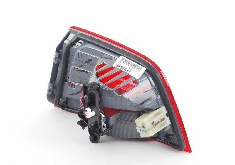 Piloto trasero LED izquierdo de maletero OEM 63217217313 para BMW F25. Original BMW.