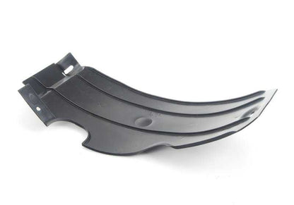 Guardabarros para BMW Serie 3 E30 (OEM 16131179779). Original BMW.