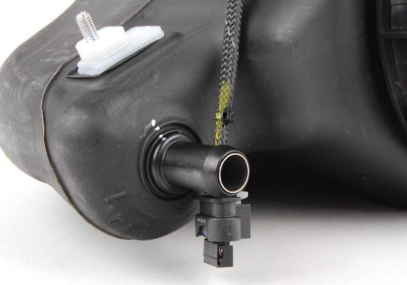 Active fuel expansion tank OEM 16197244138 for BMW E70, E71. Original BMW.