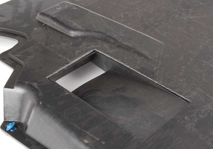 Protección del compartimento del motor delantero para BMW Serie 5 E60N (OEM 51717031942). Original BMW