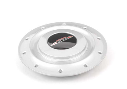 Tapacubo embellecedor de llanta en color plata OEM 36136779555 para MINI R50, R52, R53, R55, R56, R57, R58, R59, 2000, 2002, 3/20. Original MINI.