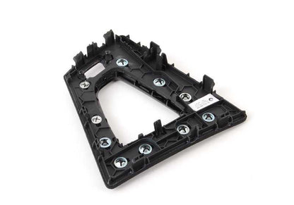 Embellecedor consola central M Performance en carbono y Alcantara OEM 51162358358 para BMW F80, F80N, F82, F82N, F83, F83N. Compatible con modelos con cambio DKG. Original BMW.