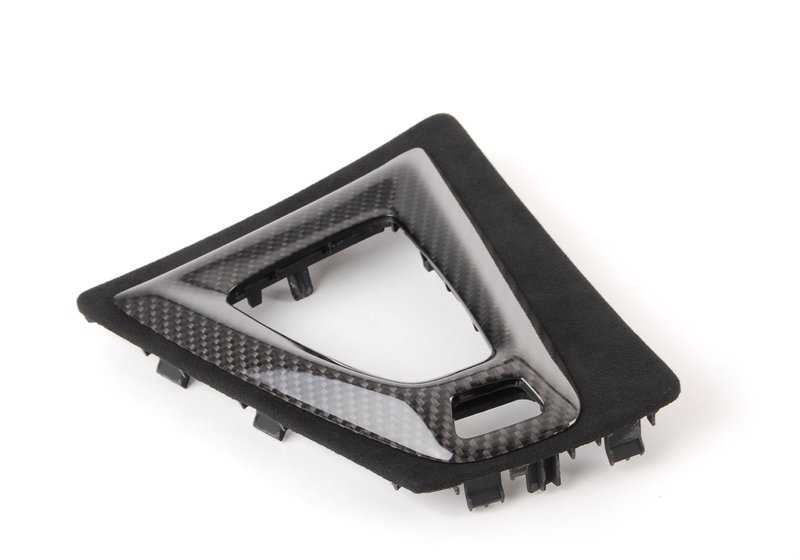 Embellecedor consola central M Performance en carbono y Alcantara OEM 51162358358 para BMW F80, F80N, F82, F82N, F83, F83N. Compatible con modelos con cambio DKG. Original BMW.