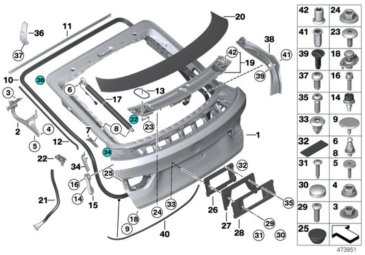 Tapa carril de agua trasera izquierda OEM 51247453337 para BMW F36 418d. Compatible con modelos desde 03/2014 hasta 12/2020. Recambio original BMW.