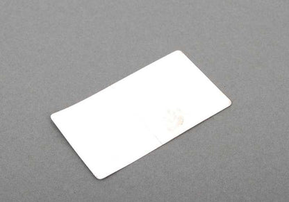 Placa informativa OEM 51142121174 para BMW E32 y BMW Motorrad R248, R21. Pieza original BMW.
