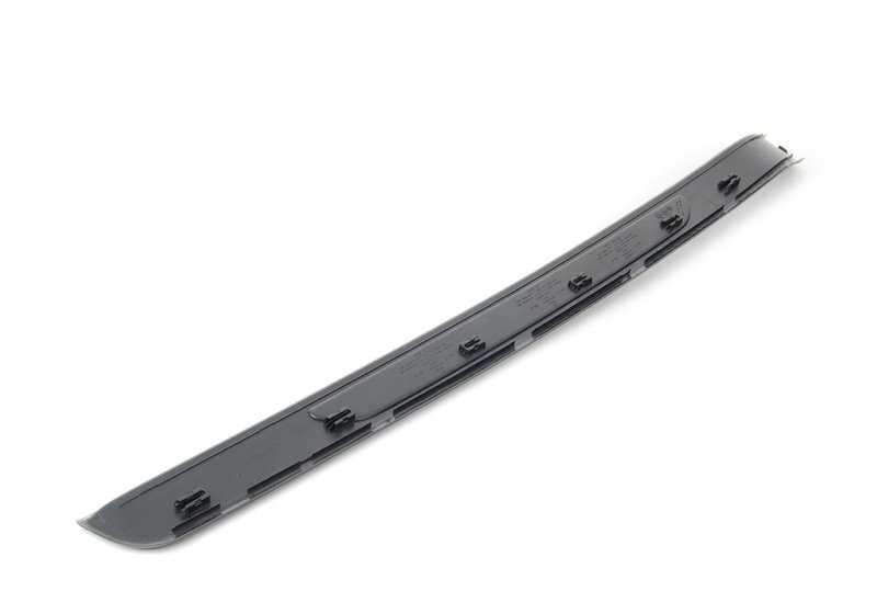 Embellecedor de entrada derecho OEM 51478046476 para BMW E92, E92N, E93, E93N. Original BMW.
