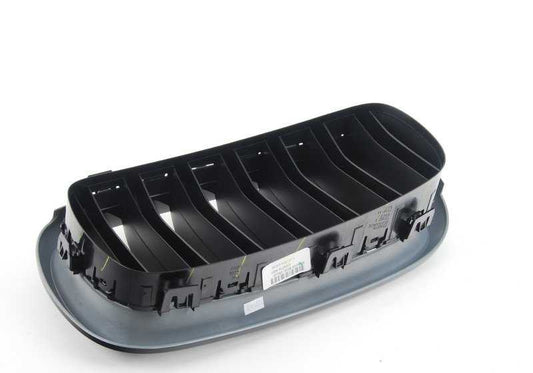 Parrilla decorativa M Performance derecha OEM 51712334710 para BMW X5 F15, X6 F16. Original BMW.