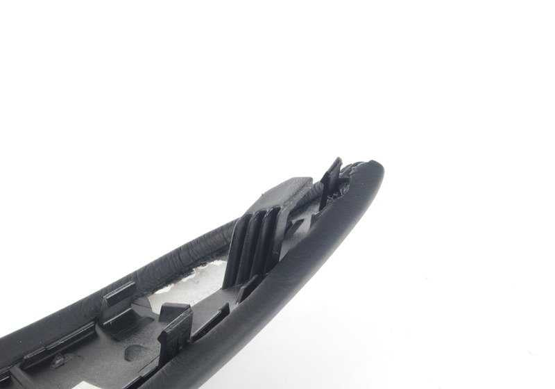 Embellecedor tirador puerta izquierda en cuero OEM 51418057633 para BMW F80, F82, F83 (todas las versiones M3 y M4). Original BMW.