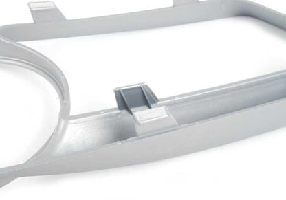 Embellecedor izquierdo para faro antiniebla OEM 51117312595 para BMW X6 E71 (xDrive30d, xDrive35i, xDrive40d, xDrive40i, xDrive50i). Original BMW.