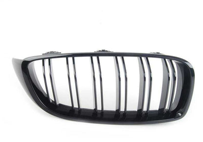 Parrilla decorativa delantera derecha M Performance OEM 51712352812 para BMW F80 M3, F82 M4, F83 M4… y más. Original BMW.