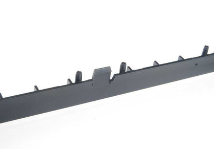 EVELODIOR MARCO ORIGINAL DISPLAY OEM 65526908469 FOR BMW X5 E53. Original BMW spare. Ideal to replace the framework of the central monitor without complications.
