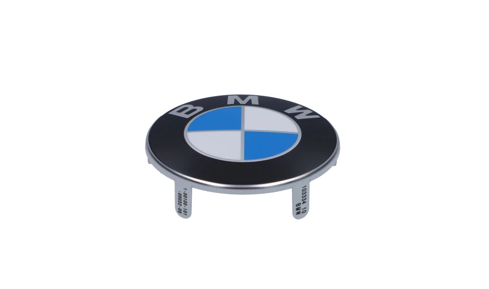 Emblema BMW OEM 11147788967 para BMW E81, E82, E87, E88, F20, F21, F22, F23, F45, F46, G42, E46, E90, E91, E92, E93, F30, F31, F34, F35, G20, G21, G28, F32, F33, F36, G22, G23, G26, E60, E61, F07, F10, F11, F18, G30, G31, G38, G60, G61, G68, E63, E64