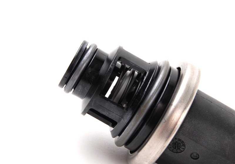 Button original OEM 61318360288 Para ajuste do apoio de cabeça traseira direita BMW E38. Compatível apenas com a série BMW 7 E38. BMW original sobressalente.