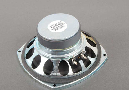 Subwoofer sistema Top-HiFi OEM 65138352453 para BMW Serie 7 E38 (todos los modelos compatibles). Altavoz grave original BMW para mejorar el sonido de fábrica. Ideal para quienes buscan más potencia en el audio.