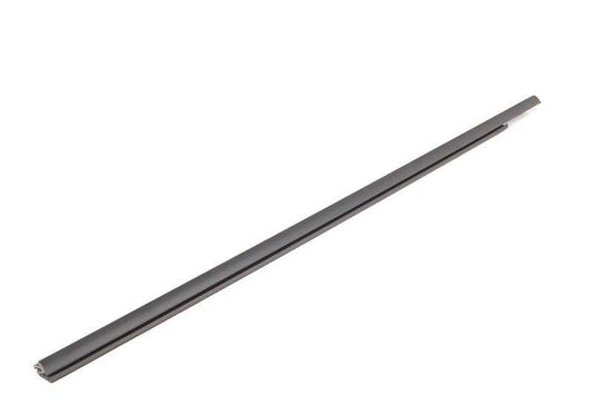 Cubierta pozo exterior puerta delantera derecha OEM 51333330178 para BMW X3 E83, X3 E83 LCI. Original BMW.