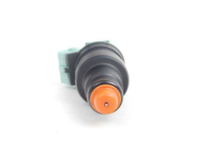Inyector de combustible OEM 13641316511 para BMW E30 M3 (modelos M31001, M31005, M31007). Original BMW.
