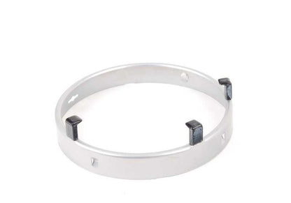 Aro de sujeción para luz de carretera izquierda para BMW Serie 3 E30 (OEM 63121370891). Original BMW