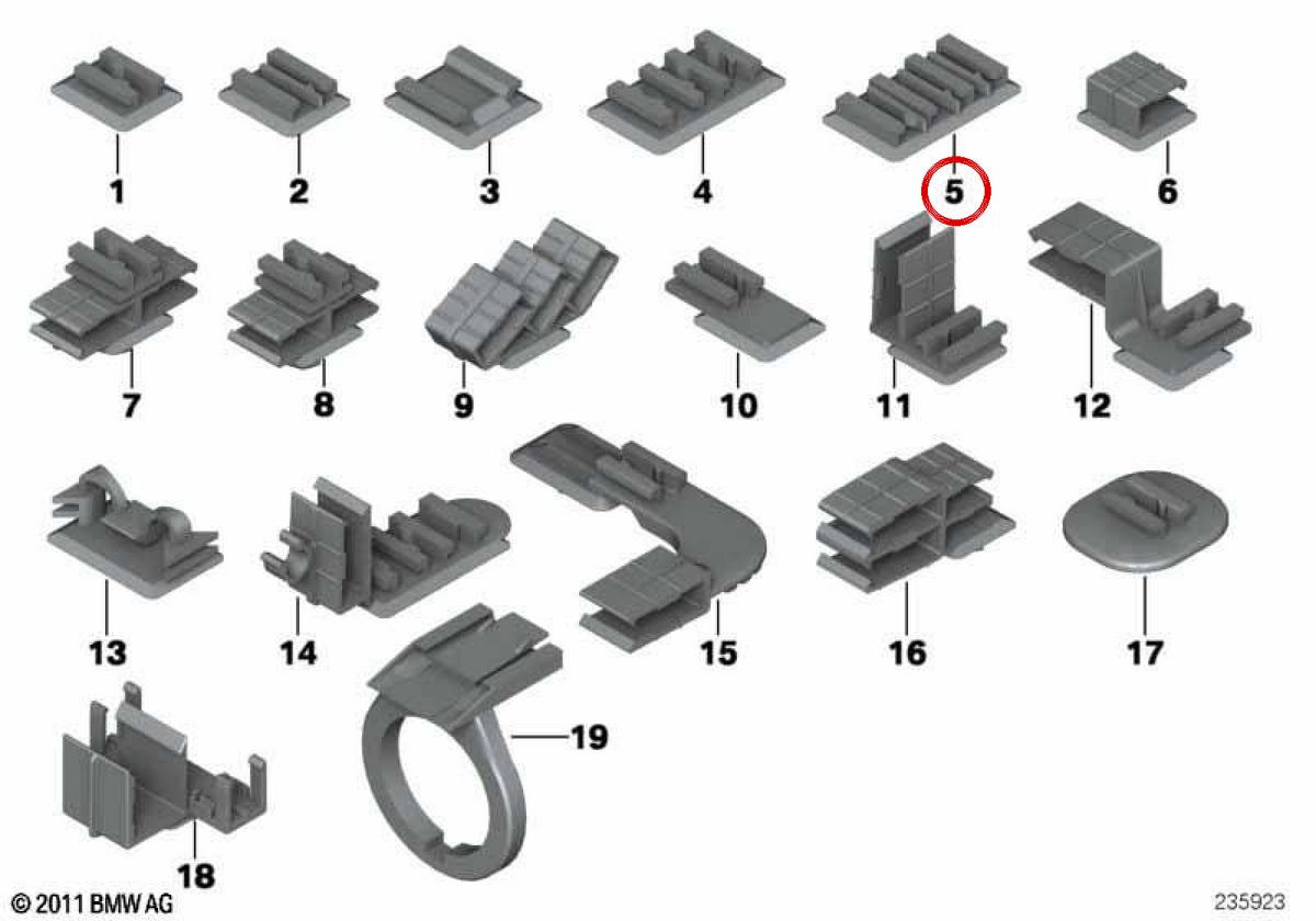 Schwarzer Steckerunterstützung OEM 61131382120 für BMW E87, E88, F20, F21, E36, E46, E90, E91, E92, E93, E39, E38, E65, E66, E84, E83, F25, E53, Z3, E89, E89, E89, E52. Original BMW.
