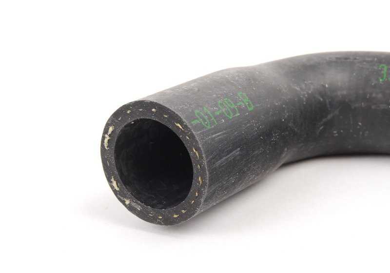 Tubo di acqua anteriore OEM 64211367328 per BMW E21 ed E28. Compatibile con motori M10. Componente del sistema di raffreddamento. BMW originale.