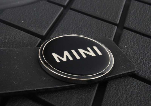 Alfombrillas todo tiempo traseras Essential Black OEM 51472354164 para MINI F56, F56 BEV, F56 LCI, F66. Original MINI.