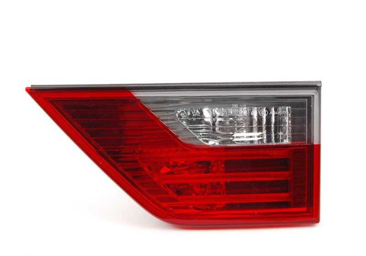 Piloto trasero derecho portón OEM 63217162214 para BMW X3 E83 {1.8d PE71N/PE72N, 2.0d PD11/PD12, PE11/PE12, 2.0i PC31/PC32, 2.0sd PE21/PE22}. Compatible con modelos 08/2006–08/2010. Original BMW.