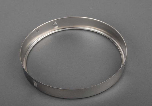 Anillo soporte de cristal faro OEM 63128359493 para BMW E30, E34, E24, E32, E36, E28, E12, E23. Original BMW.