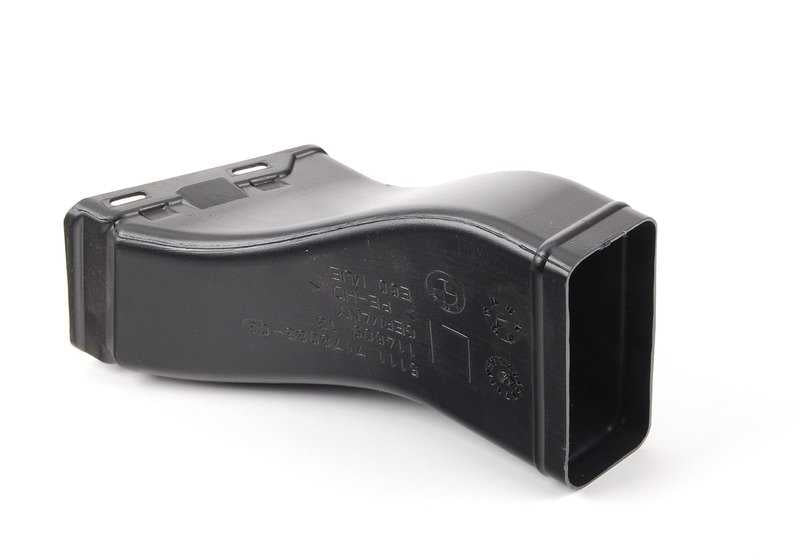 Air duct left front brake OEM 51117178085 for BMW E60 (520i, 520d). BMW original ventilation guide.