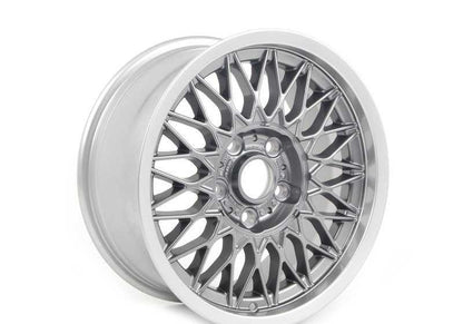 Wheels in lega Multirradio Style OEM 3611226804 per BMW E30 M3 {M31001, M31003, M31005, M31007, M3BB01, M3BB05}. BMW originale.
