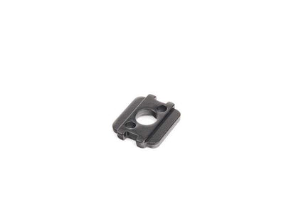 Soporte guía parachoques OEM 41317173594 para BMW E90, E91, E92, E93. Original BMW.