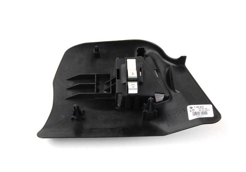 Portabombillas trasero izquierdo OEM 63217165973 para BMW E46 (316Ci, 318Ci) Coupé. Compatible con modelos fabricados entre 1999 y 2006. Original BMW.