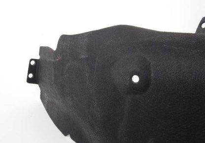 Cubierta pasa ruedas trasera izquierda OEM 51717172493 para BMW E90, E91. Original BMW.