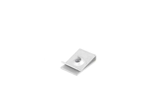 Nut clip OEM 07146979392 per BMW (Modelli compatibili: E81, E87, F22, F87, E90, E91, E92, E93, F30, F31, F32, F33, F36, E60, E61, F07, F10, F11, F12, E65, E66, F01, F02, F91, G14, E85, E86). BMW originale.