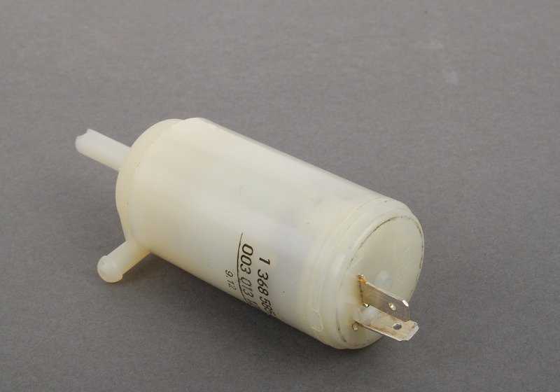Bomba de agua del limpiaparabrisas OEM 61661368589 para BMW E21, E30, E28. Original BMW.