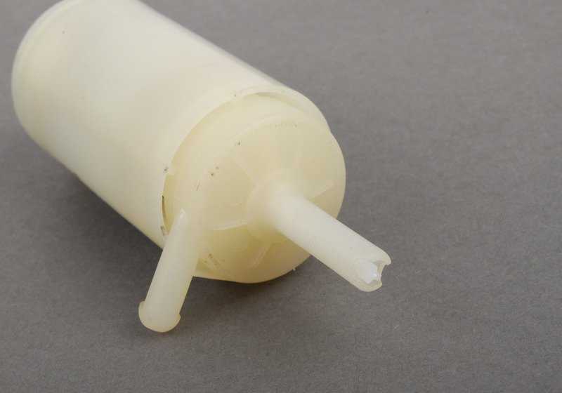 Bomba de agua del limpiaparabrisas OEM 61661368589 para BMW E21, E30, E28. Original BMW.