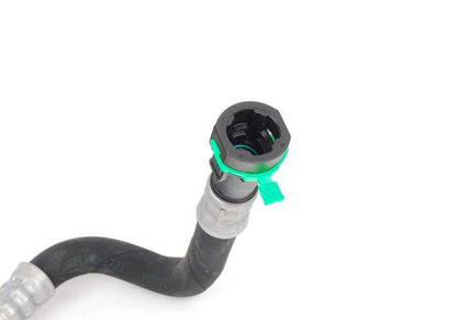 Tubería de refrigeración de aceite OEM 17227572711 para BMW E82, E88, E90, E91, E92, E93. Original BMW.