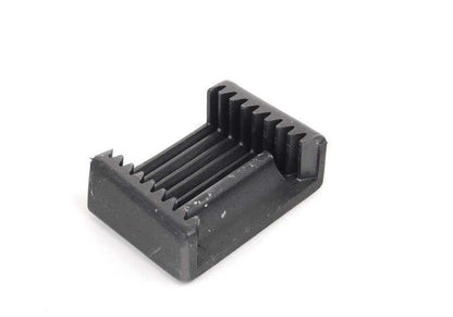 Soporte de goma OEM 17111100000 para BMW E12, E24. Original BMW.