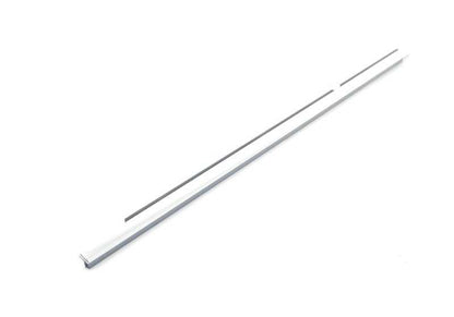 Cubierta exterior de marco puerta trasera izquierda cromada OEM 51357119215 para BMW E90, E90N. Original BMW.