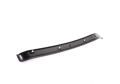 Embellecedor entrada puerta delantera derecha OEM 51472695662 para BMW E39 (todos los modelos compatibles). Original BMW.
