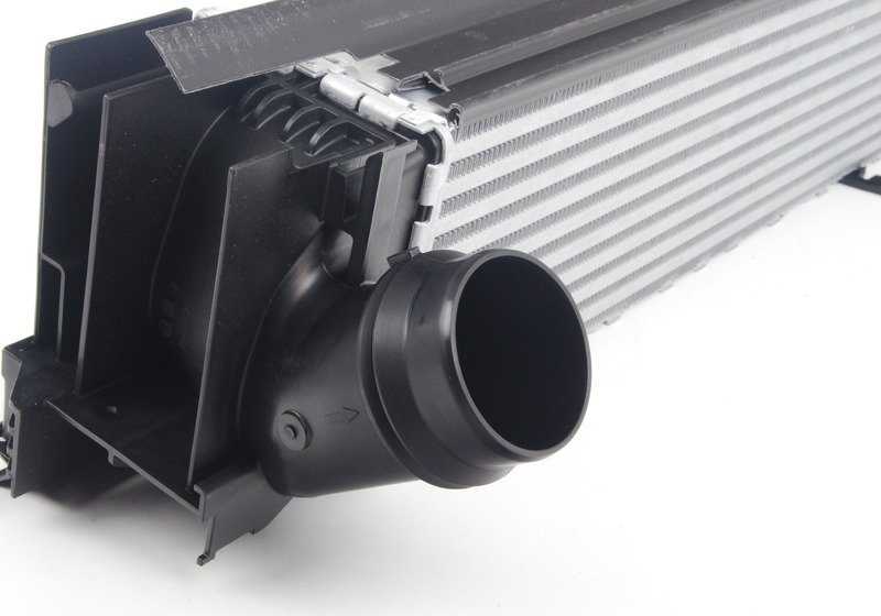 Intercooler OEM 17517618809 para BMW F20, F21, F22, F23, F30, F31, F34, F32, F33, F36. Original BMW.