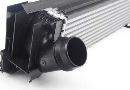Intercooler OEM 17517618809 para BMW F20, F21, F22, F23, F30, F31, F34, F32, F33, F36. Original BMW.