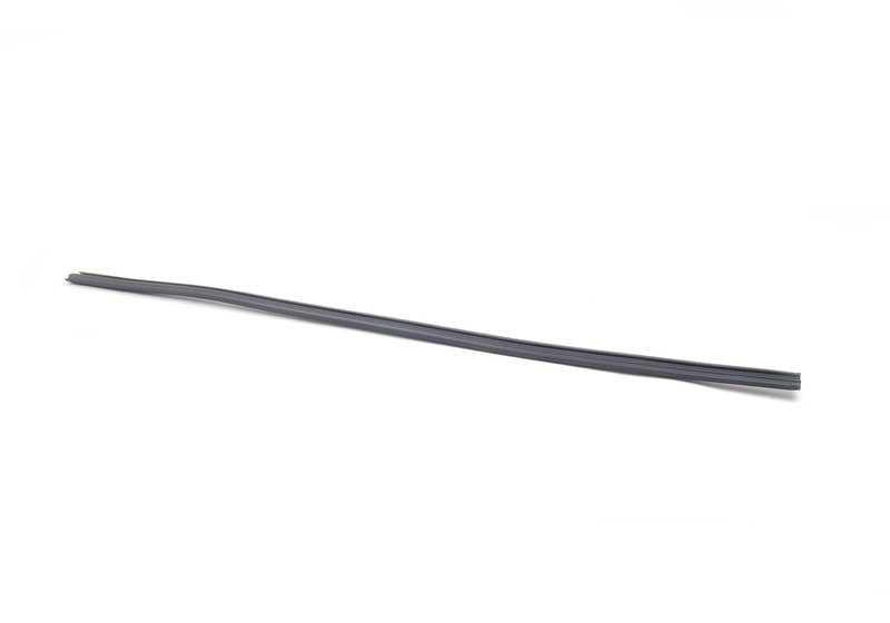 Moldura trasera (Stossleiste) OEM 51121904694 para BMW Serie 3 E30. Pieza original BMW. Ideal para sustituir moldura dañada de la parte trasera.