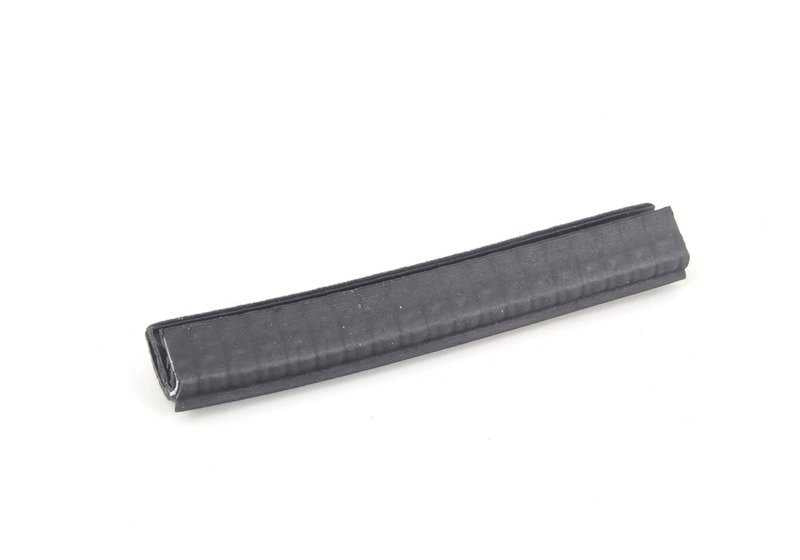 OMS Protetor de música OEM 51321920825 para a série BMW 5 E28 (modelos feitos entre 1981 e 1987). Peça original da BMW.
