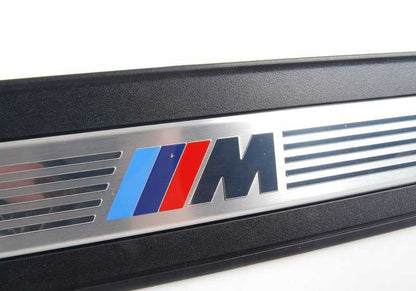 Entrée Embellient M OEM 51478050053 pour BMW F10, F11. BMW d'origine.
