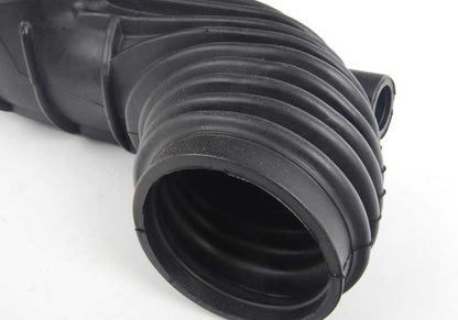 Colector de admisión OEM 13511276613 para BMW E28 520i (modelos con motor M20, manual y automático, 1981-1987). Original BMW.