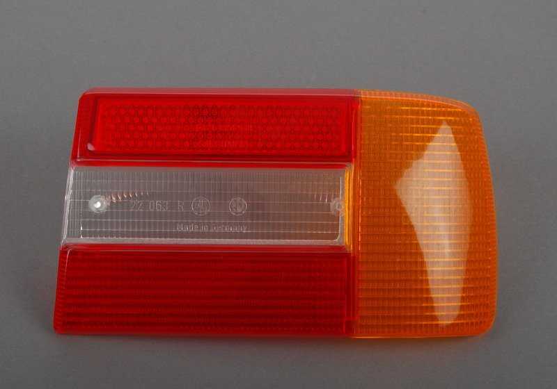 Difusor derecho para BMW (OEM 63211356938). Original BMW