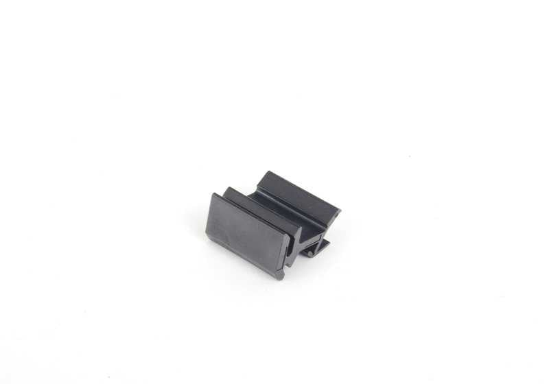 Clip de fijación OEM 51131970112 para BMW E31. Original BMW.